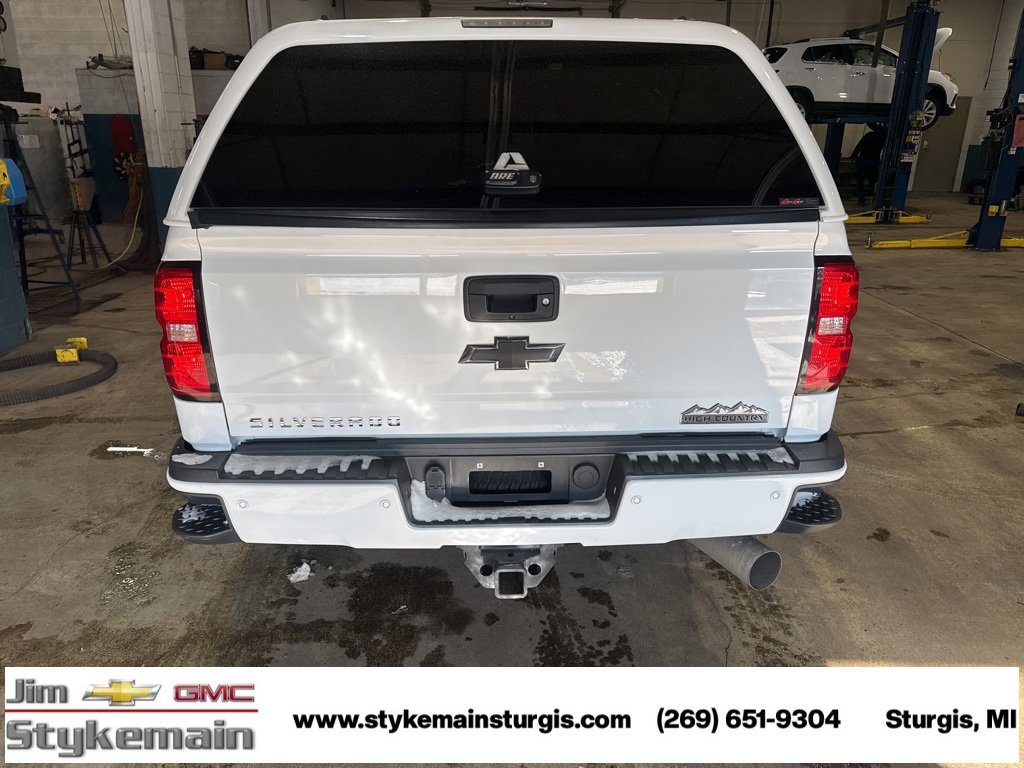 Used 2018 Chevrolet Silverado 2500 High Country w/ Duramax Plus Package image 5