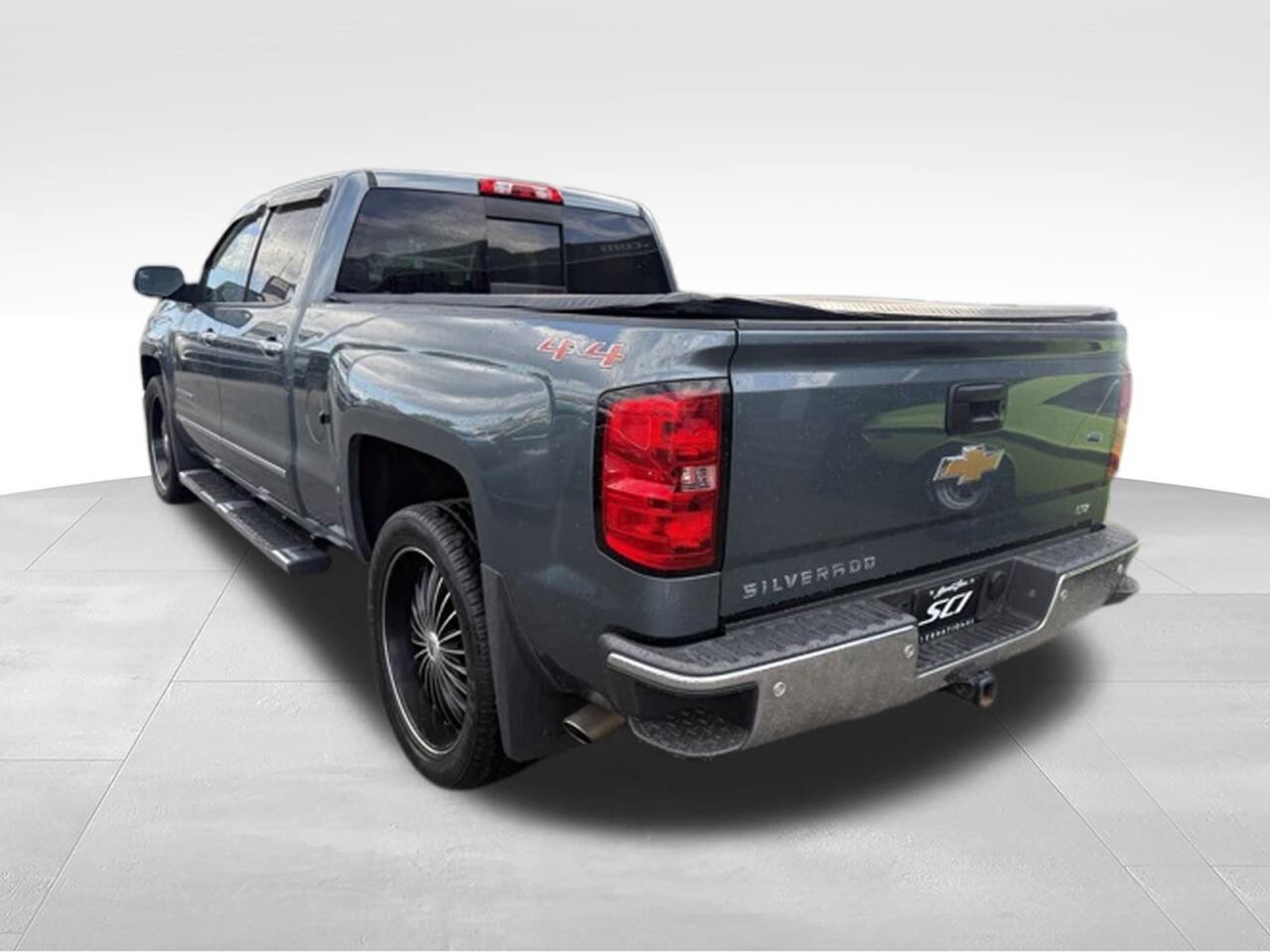 Used 2014 Chevrolet Silverado 1500 LTZ AWD/4WD image 8