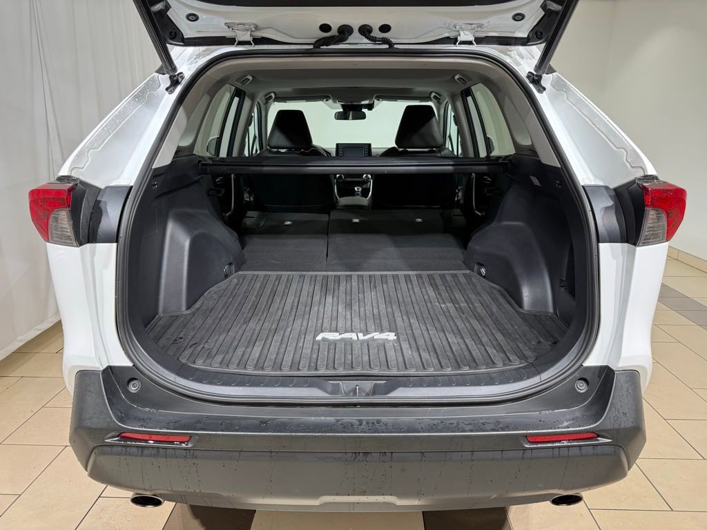 Used 2019 Toyota RAV4 XLE Premium w/ Cold Weather Package image 12