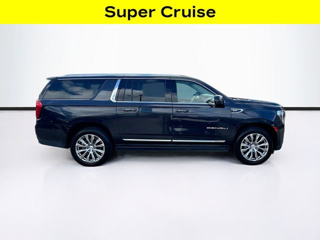 Used 2023 GMC Yukon XL Denali AWD/4WD image 8