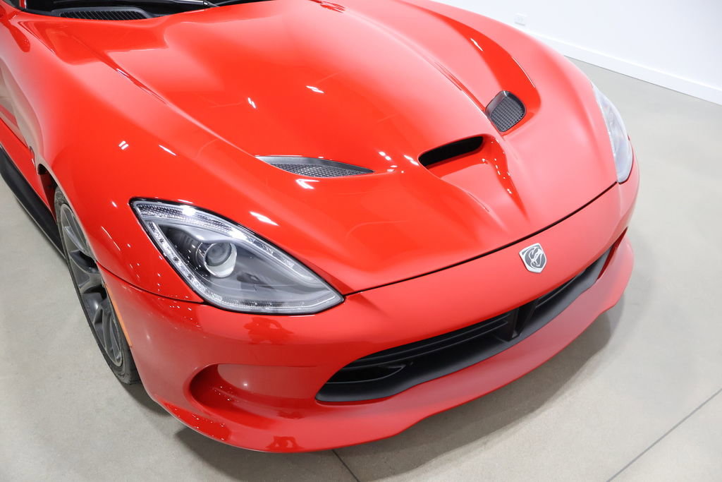 Used 2013 SRT Viper GTS w/ GTS Laguna Interior Pkg image 50