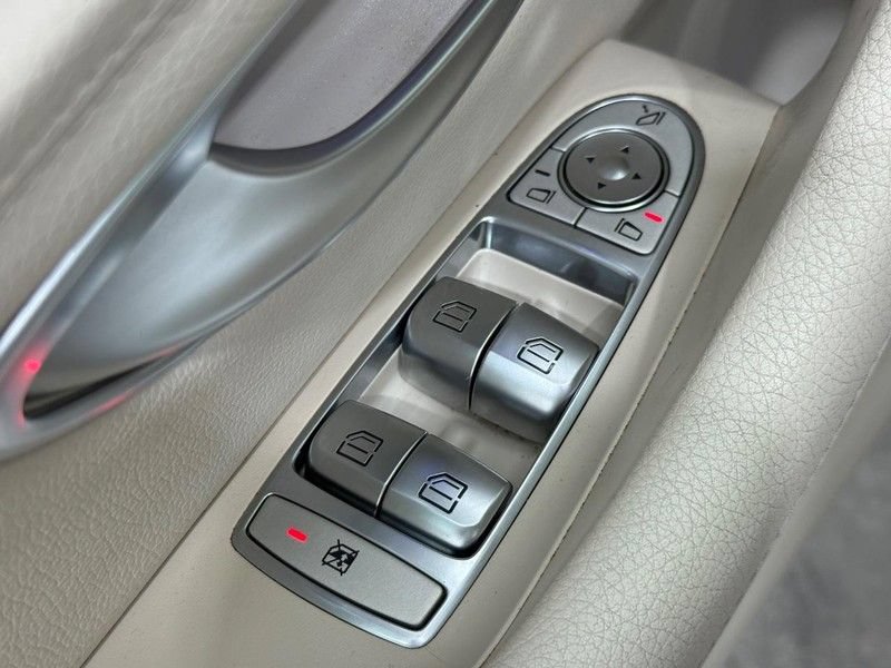 Used 2020 Mercedes-Benz E 350 4MATIC Sedan image 19