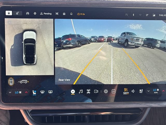 Used 2023 Rivian R1S Adventure AWD/4WD image 25