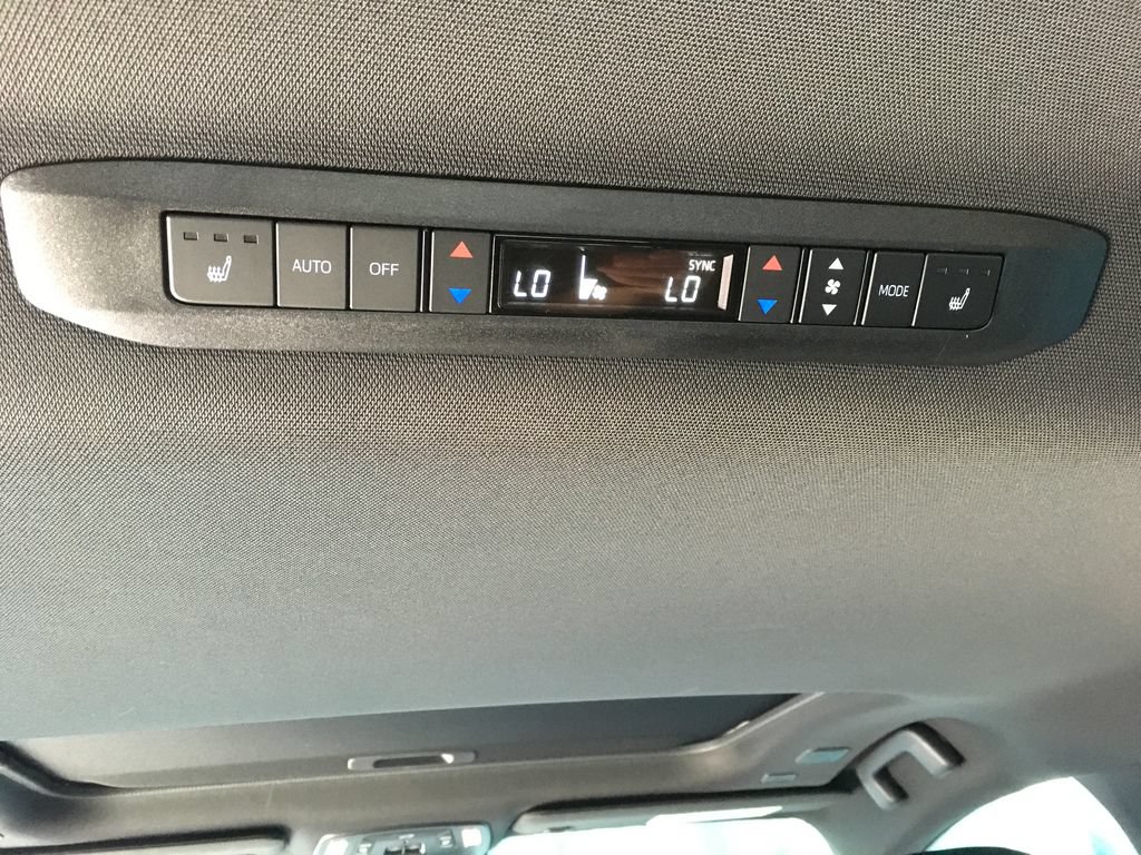 New 2026 Toyota Sienna Platinum AWD/4WD image 27