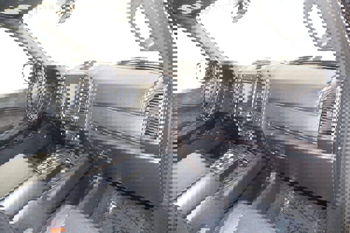 Used 2019 Ford Expedition Limited image 45