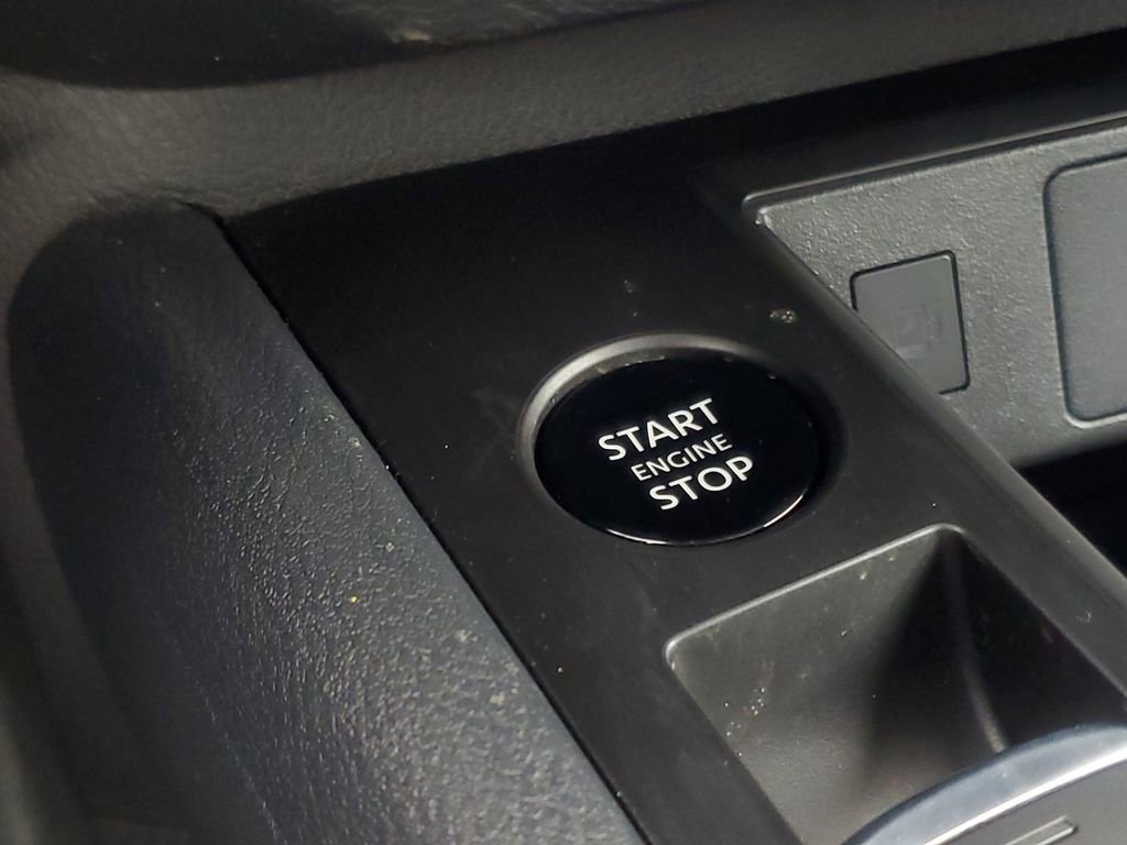 New 2026 Nissan Kicks SV w/ Cold Weather Package AWD/4WD image 17