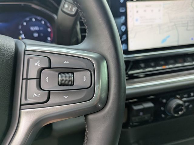 Used 2025 Chevrolet Silverado 3500 LTZ w/ LTZ Premium Package AWD/4WD image 30
