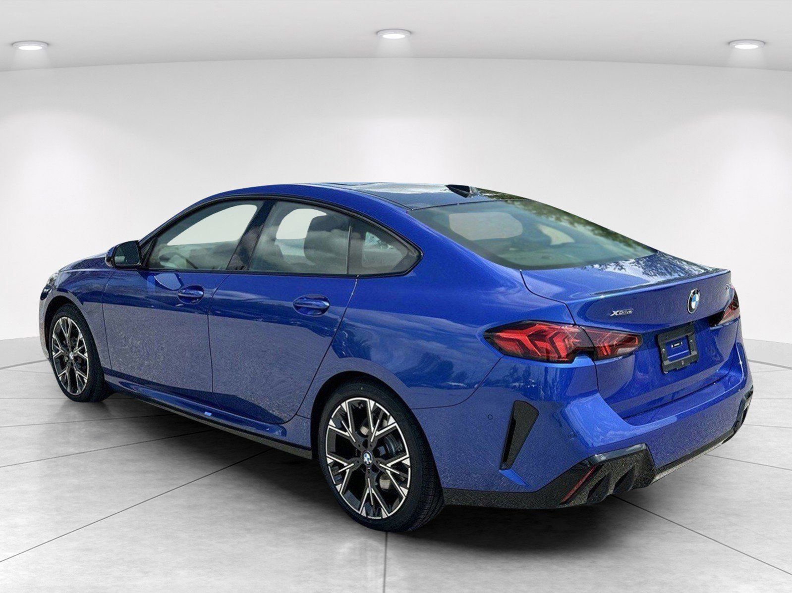 Certified 2025 BMW 228i xDrive AWD/4WD image 6