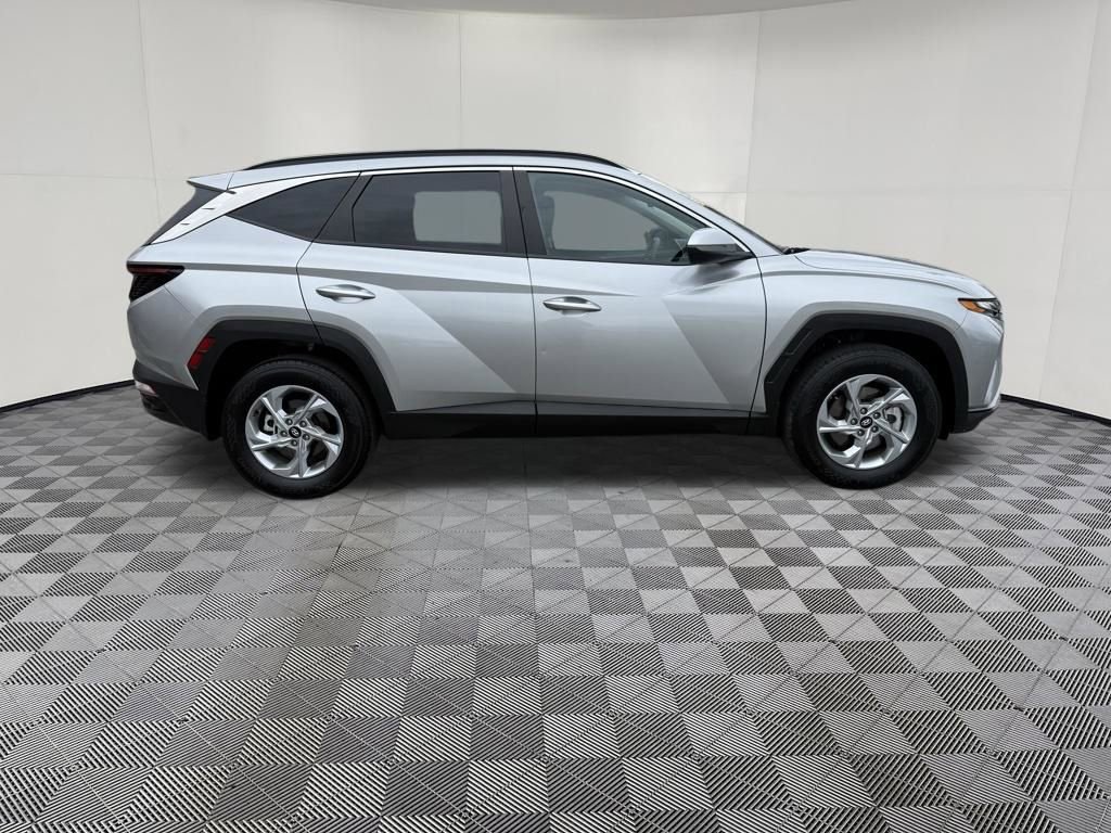 Used 2023 Hyundai Tucson SEL AWD/4WD image 4