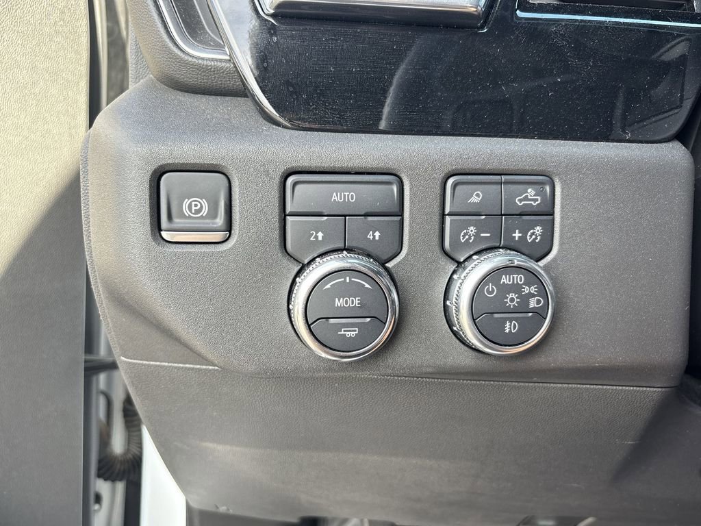 Used 2025 GMC Sierra 1500 SLT image 18