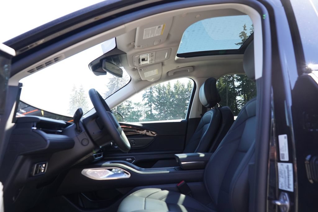 New 2026 Lincoln Nautilus Premier w/ Equipment Group 102A AWD/4WD image 23
