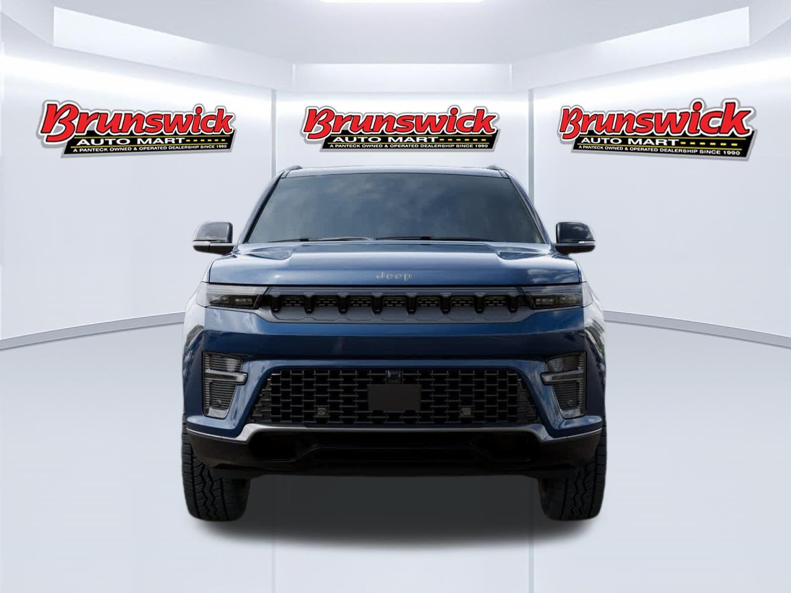 New 2026 Jeep Grand Wagoneer 4WD image 6
