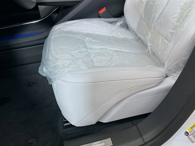 New 2026 Cadillac Lyriq Sport image 18