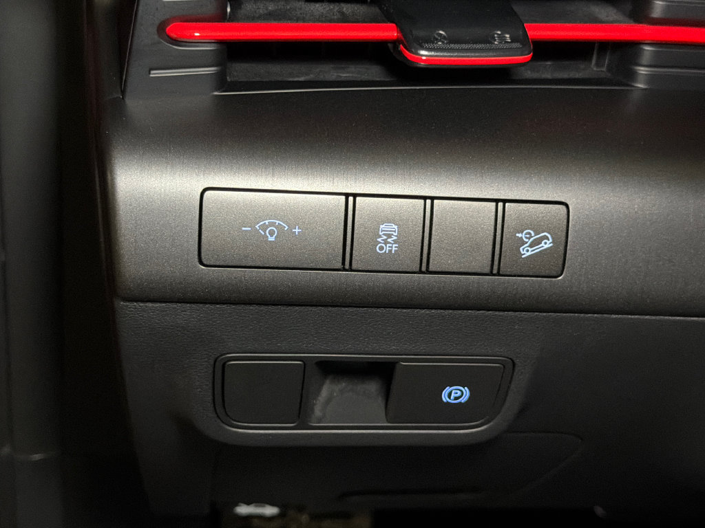 Used 2024 Hyundai Kona N Line AWD/4WD image 21