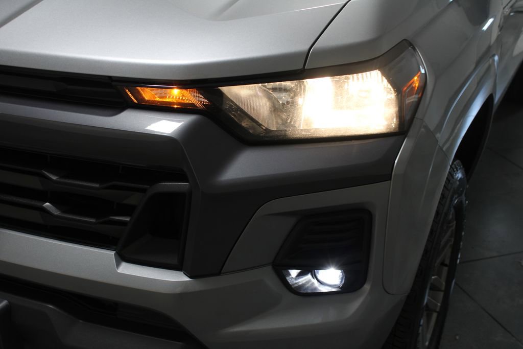 Used 2023 Chevrolet Colorado LT image 47