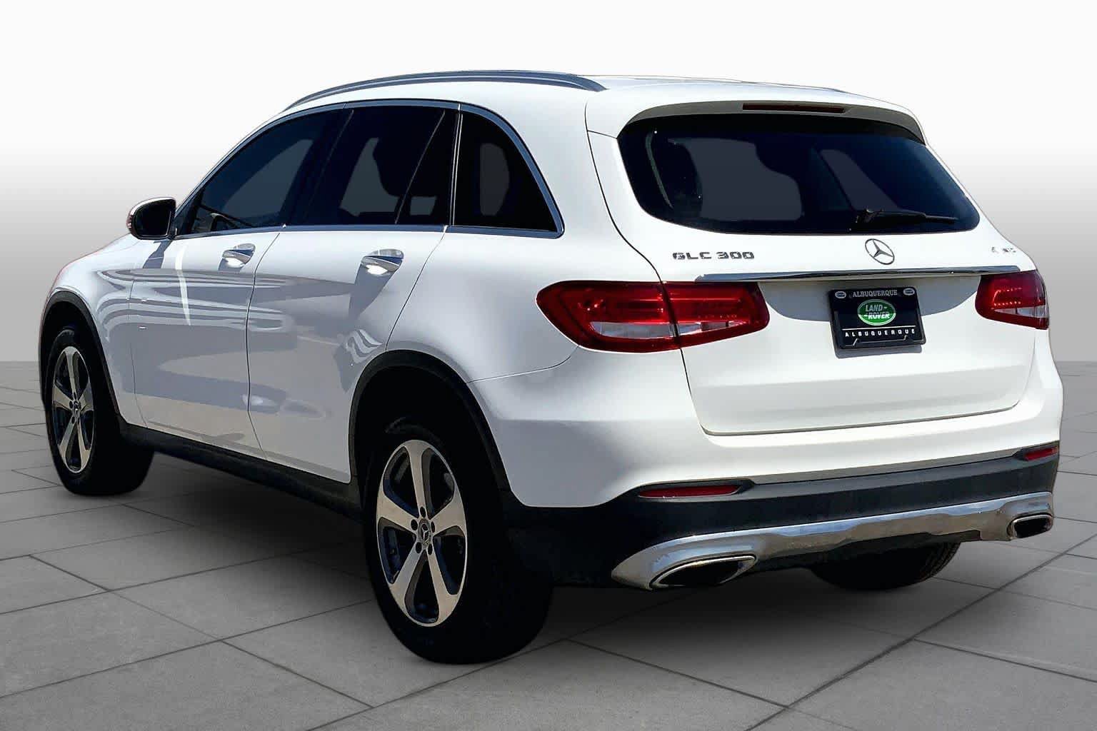 Used 2018 Mercedes-Benz GLC 300 4MATIC image 11