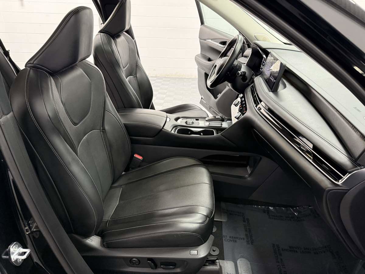 Used 2022 INFINITI QX60 Sensory image 18