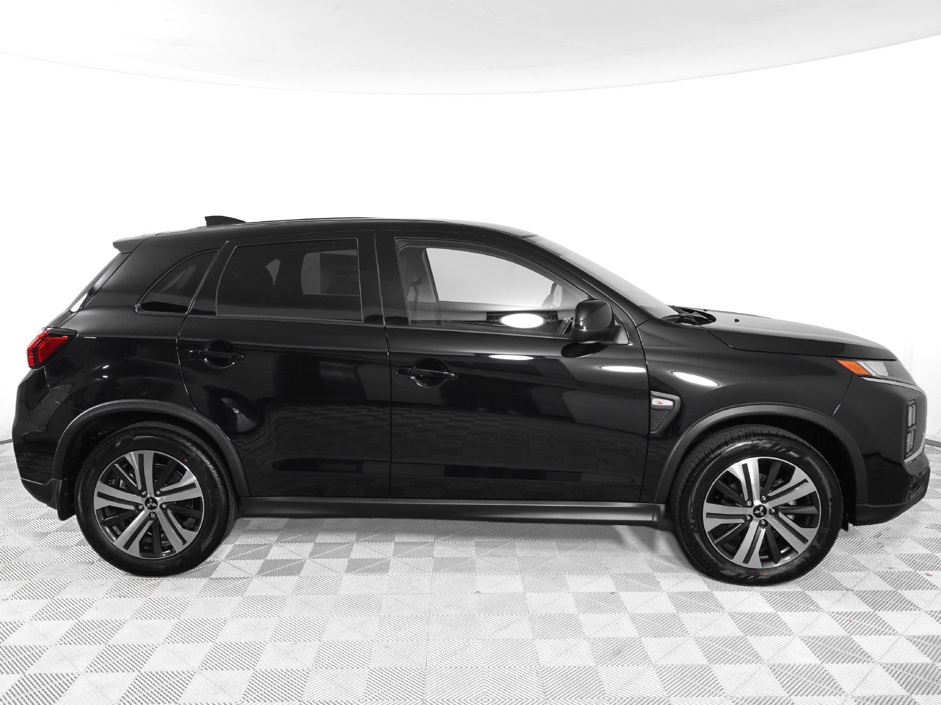 New 2027 Mitsubishi Outlander Sport ES FWD image 5