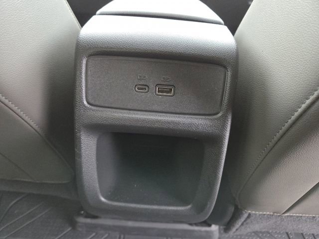 Used 2024 Chevrolet Trax ACTIV w/ Sunroof Package image 17