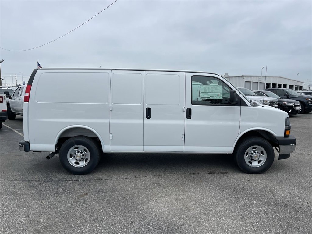 New 2025 Chevrolet Express 2500 w/ Driver Convenience Package image 5