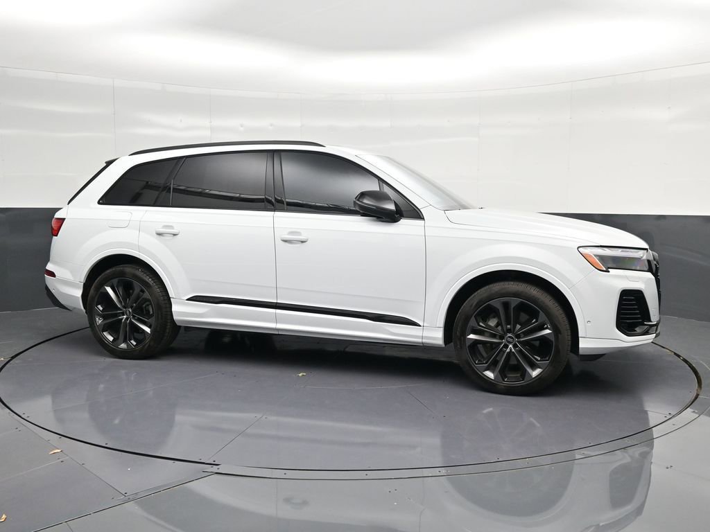 Used 2025 Audi Q7 3.0T Premium Plus w/ Premium Plus Package image 8