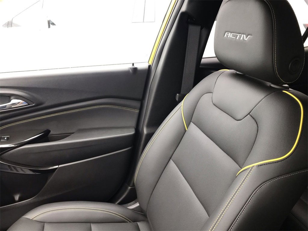 Used 2024 Chevrolet Trax ACTIV image 21