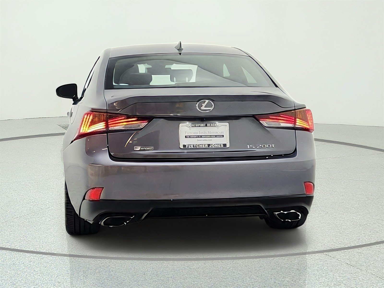 Used 2017 Lexus IS 200t F Sport w/ F Sport Package RWD image 6