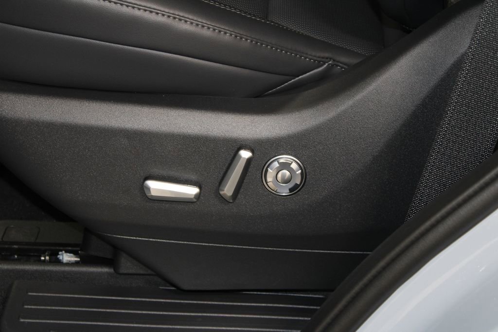 New 2025 Lincoln Navigator Reserve w/ Jet Appearance Package image 28