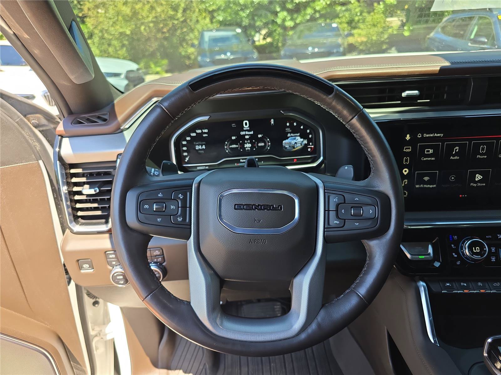 Used 2024 GMC Sierra 1500 Denali AWD/4WD image 30