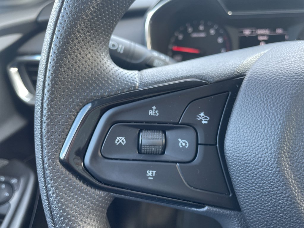 Used 2023 Chevrolet TrailBlazer LT w/ Convenience Package image 25