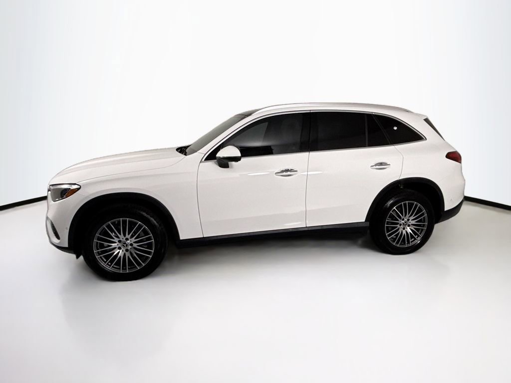 Certified 2026 Mercedes-Benz GLC 300 image 8