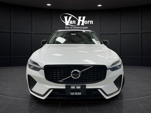 Used 2025 Volvo XC60 B5 Ultra w/ Protection Package Premier image 12