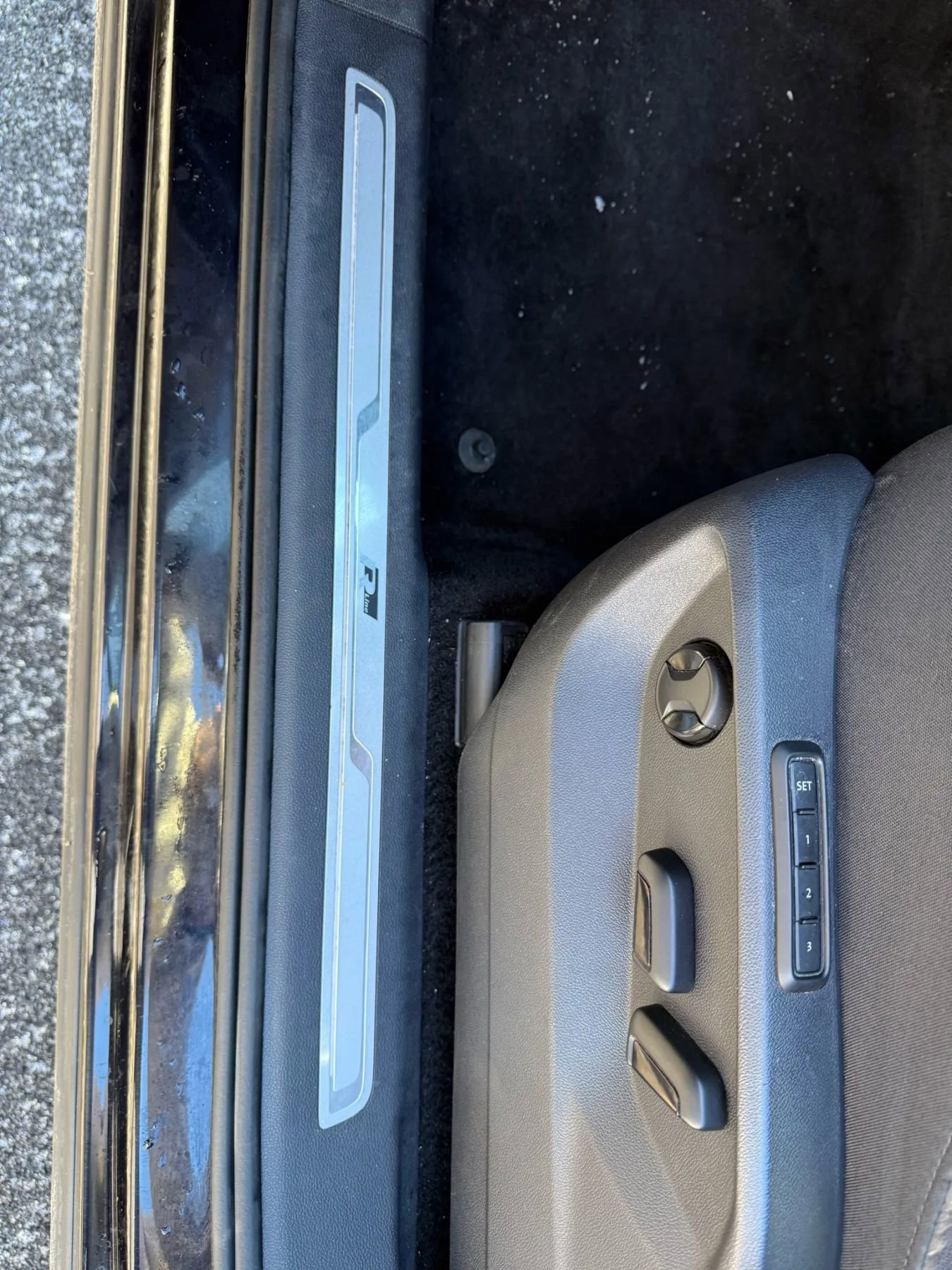 Used 2019 Volkswagen Tiguan SEL Premium R-Line image 9