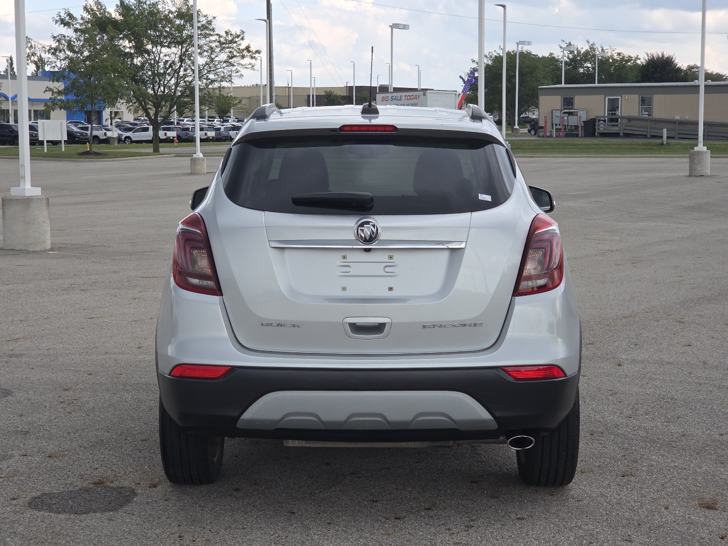 Used 2017 Buick Encore Essence FWD image 15