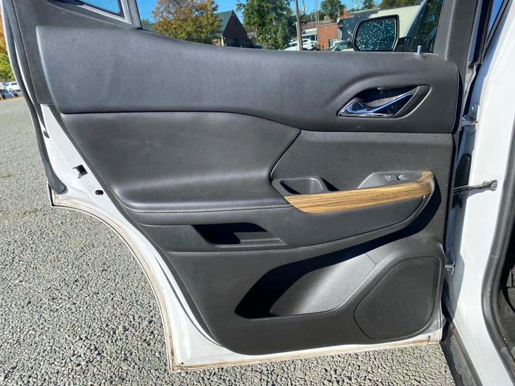 Used 2017 GMC Acadia Denali w/ Technology Package image 16