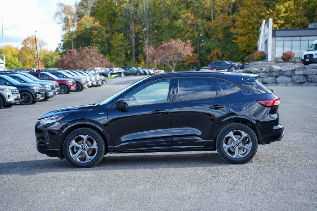 Used 2023 Ford Escape ST-Line Select w/ Tech Pack #1 AWD/4WD image 8