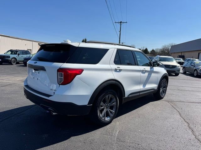 Used 2023 Ford Explorer XLT w/ Equipment Group 202A image 11
