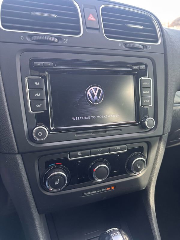 Used 2013 Volkswagen Golf 4-Door image 14