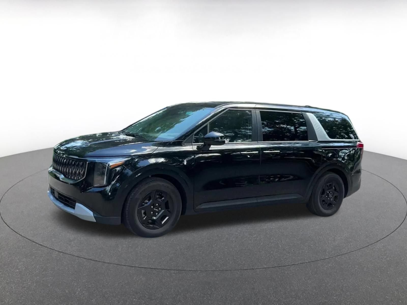 Used 2026 Kia Carnival FWD image 7