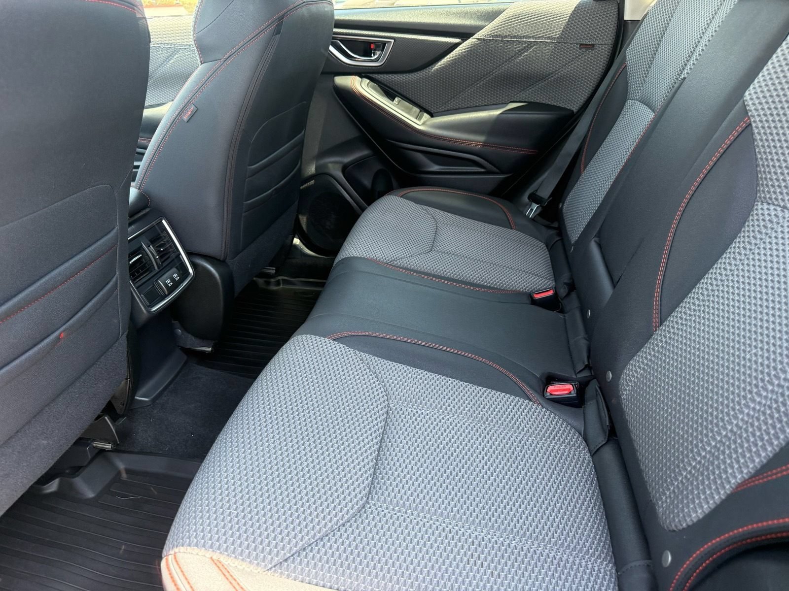 Used 2019 Subaru Forester Sport AWD/4WD image 27