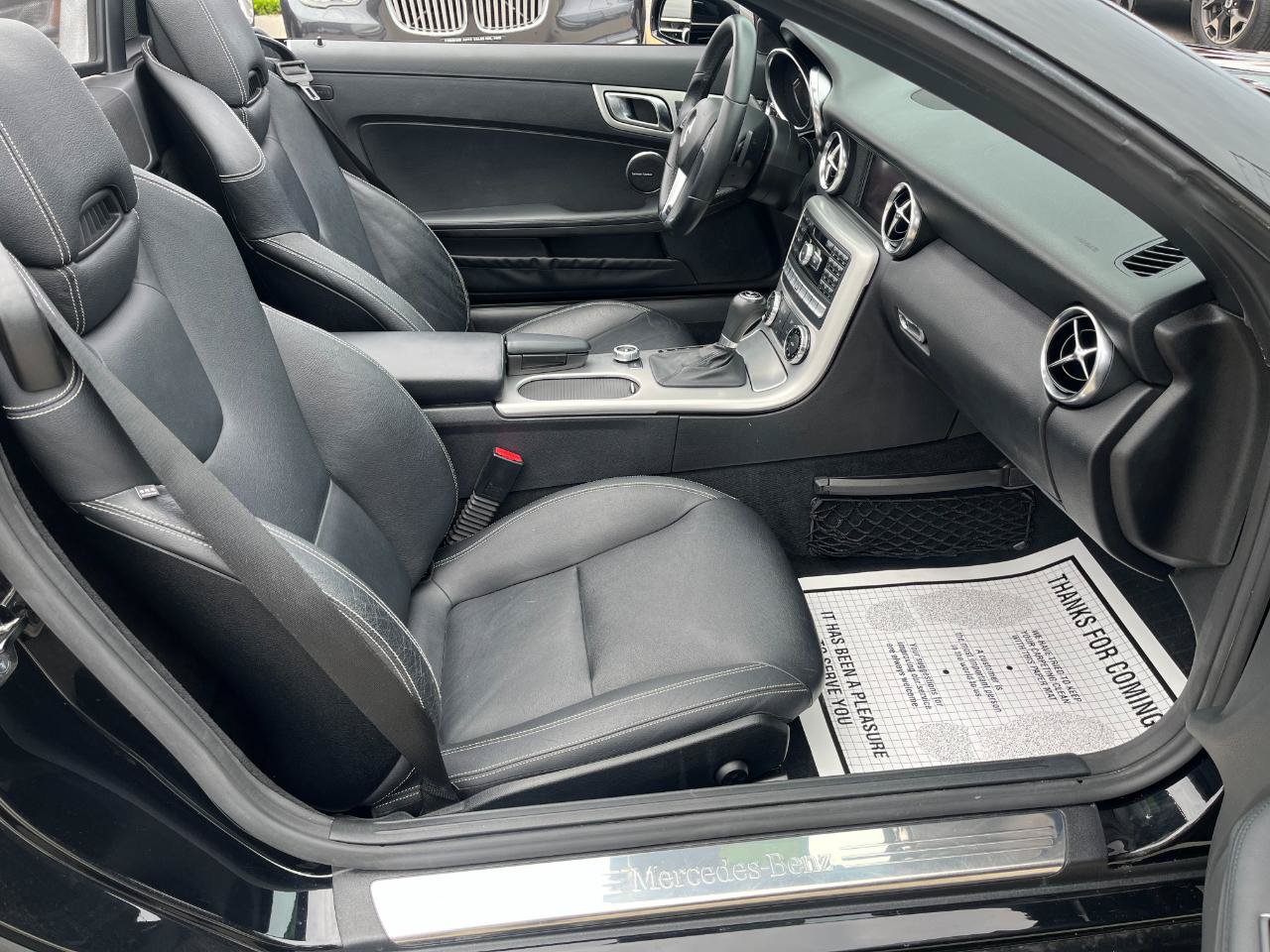 Used 2012 Mercedes-Benz SLK 350 image 23