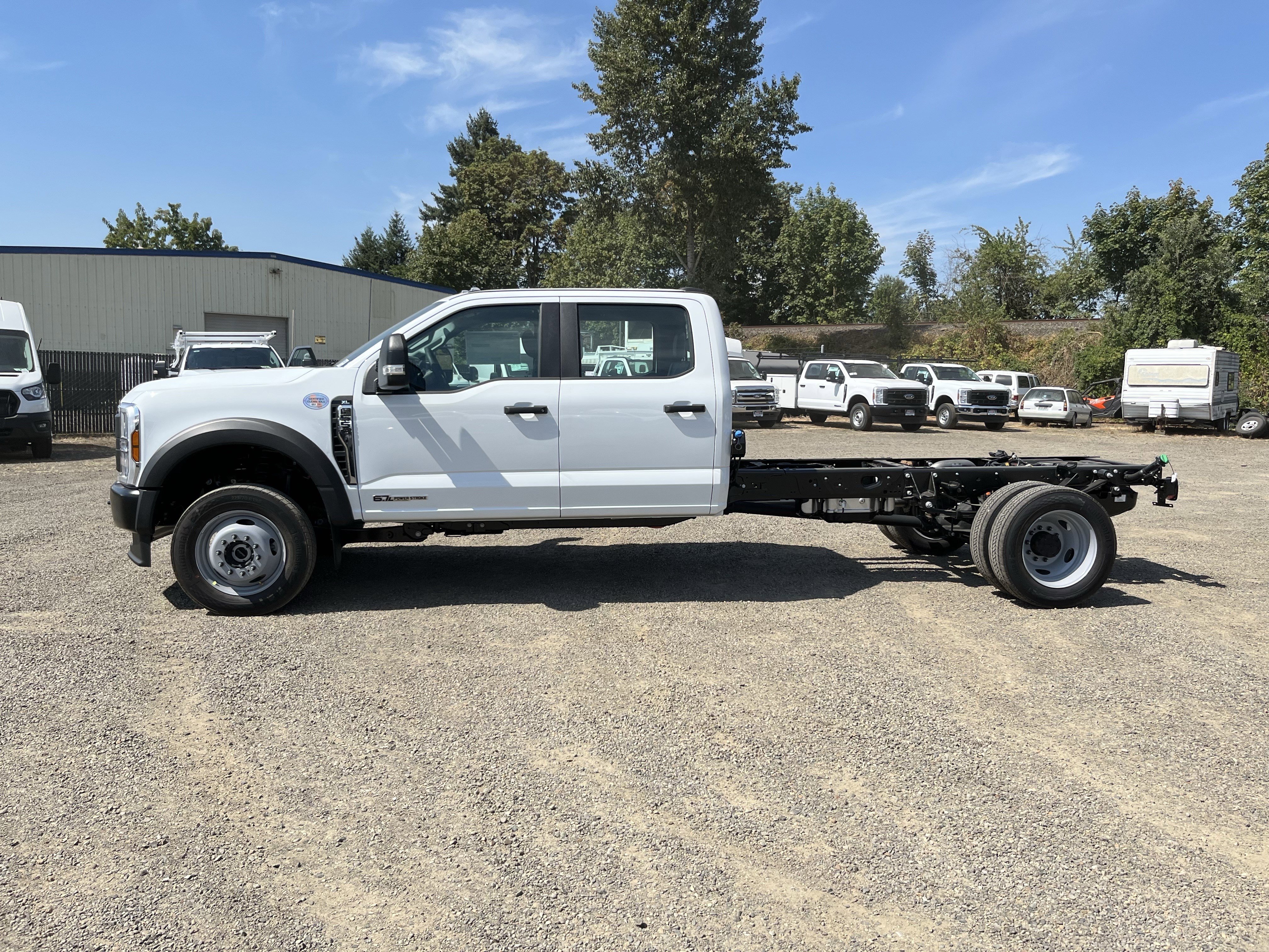 New 2026 Ford F550 4x4 Crew Cab Super Duty image 2