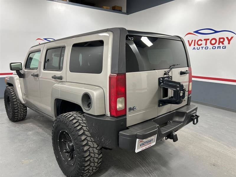 Used 2006 HUMMER H3 AWD/4WD image 4