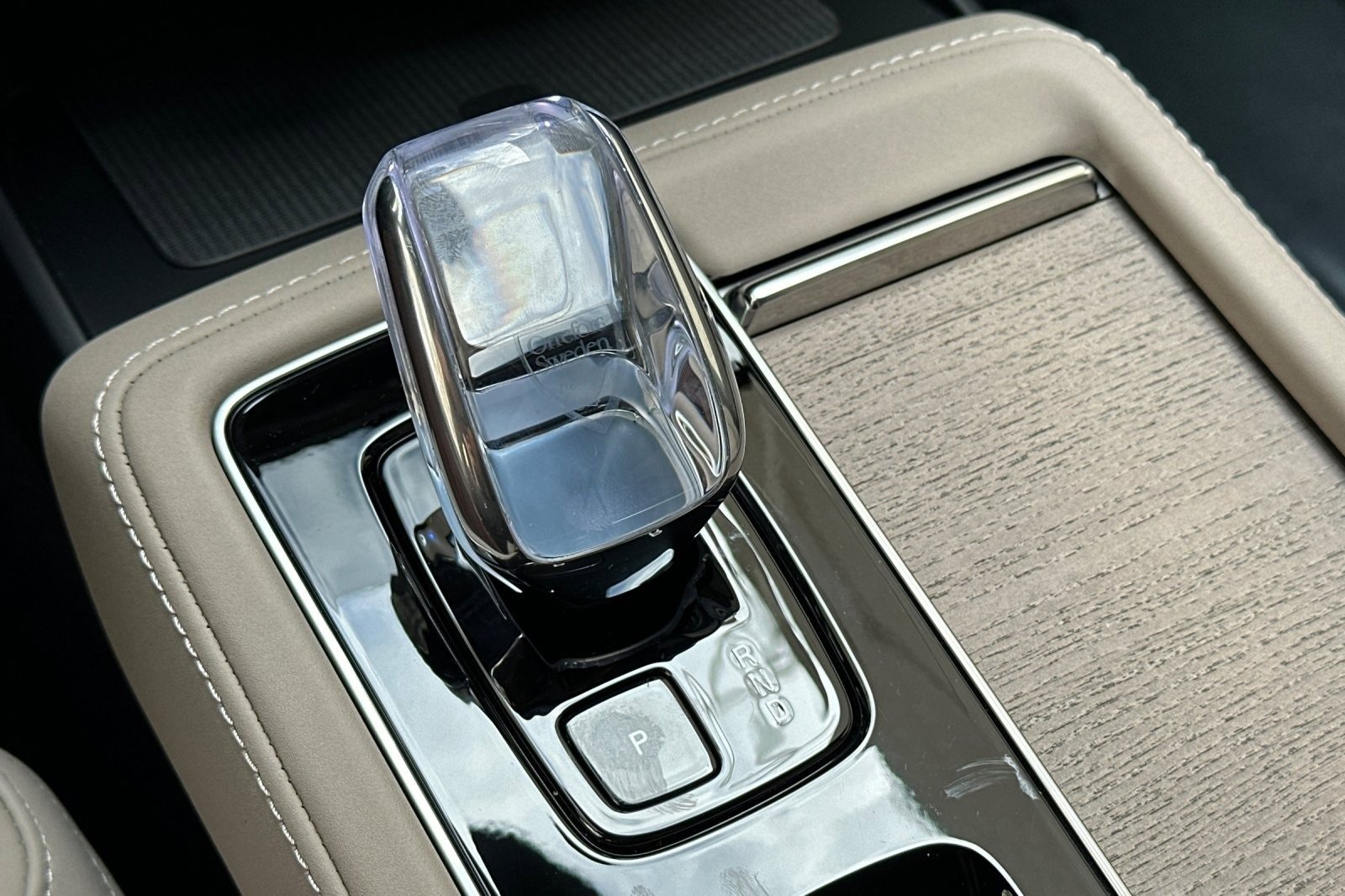 New 2026 Volvo XC90 B6 Plus w/ Protection Package Premier image 25