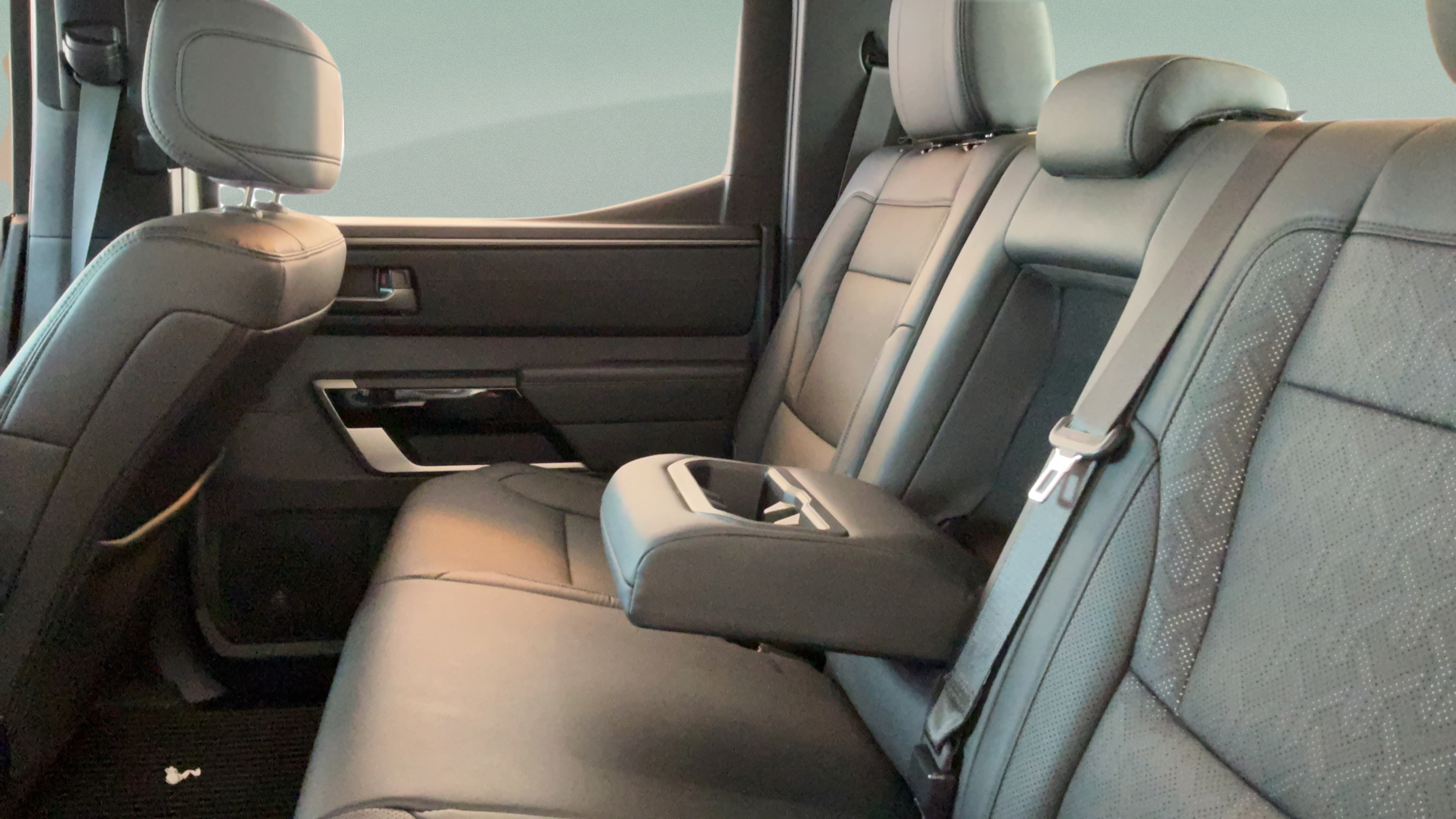 Certified 2025 Toyota Tundra Limited AWD/4WD image 31