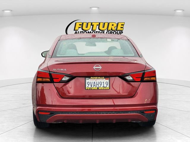 Certified 2025 Nissan Altima 2.5 SV FWD image 8