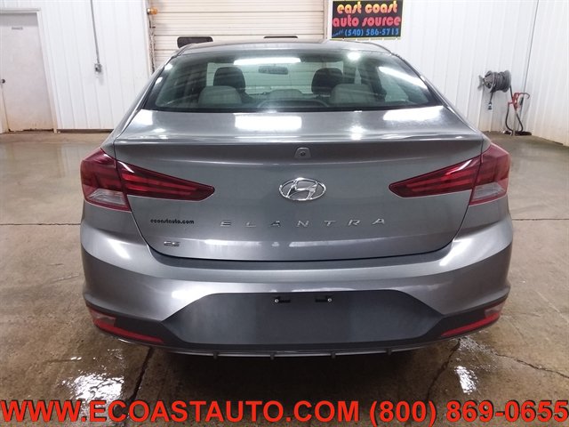 Used 2019 Hyundai Elantra SE FWD image 8