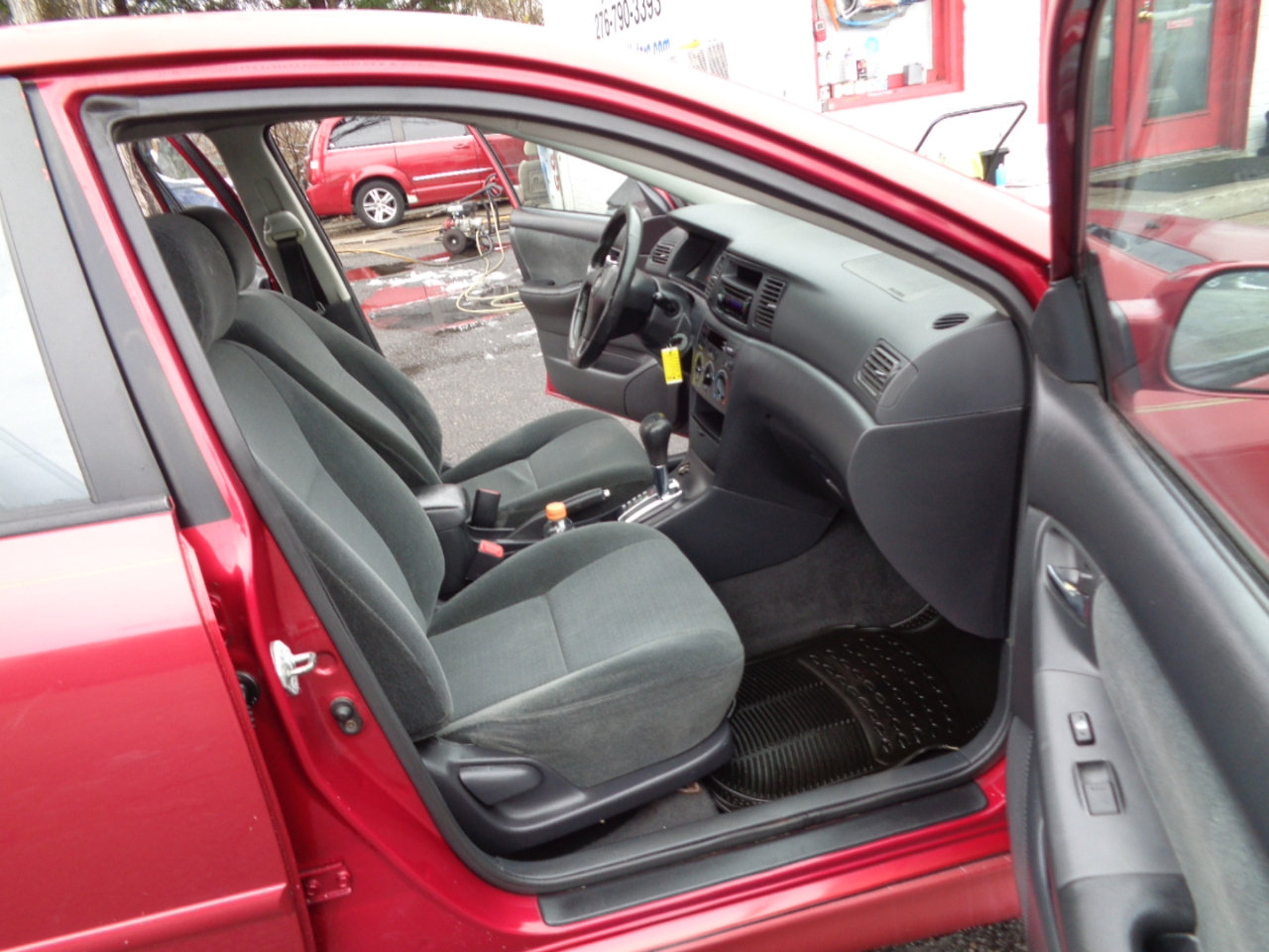 Used 2004 Toyota Corolla LE image 14