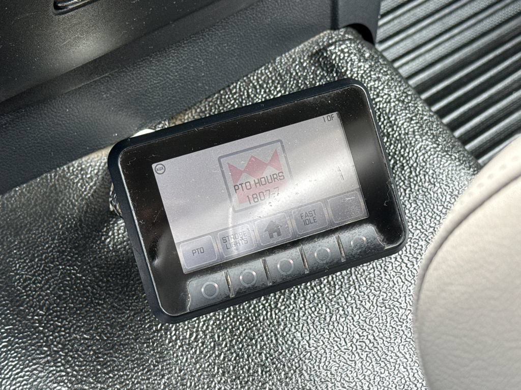 Used 2019 Ford F550 4x4 Regular Cab Super Duty image 25