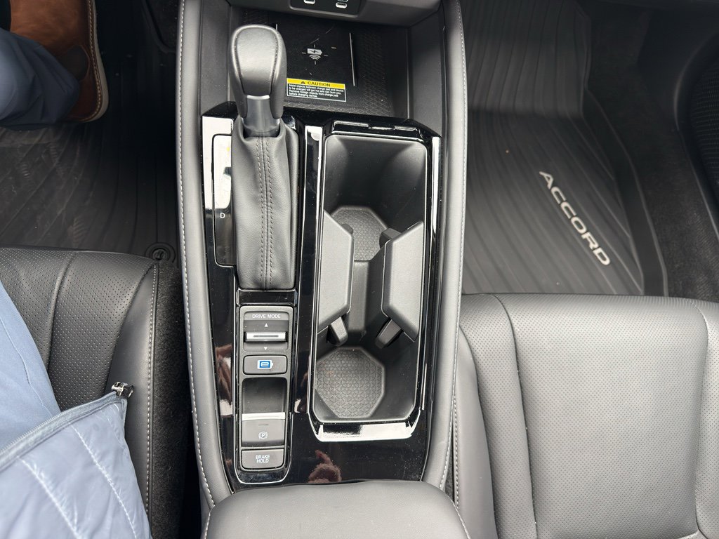 Used 2024 Honda Accord Touring image 16